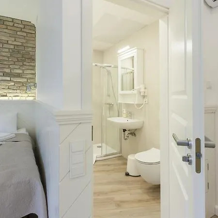 Апартаменты 9010 *