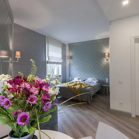 9010 Апартаменты *