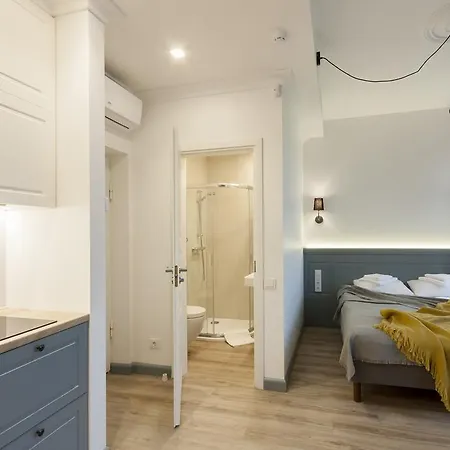 Apartment 9010 *