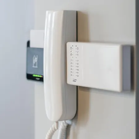 9010 *